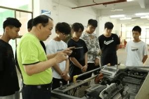 亿博电竞 亿博官网智能之星点燃未来——广州华立科技职业学院电力与智能制造学院(图18)