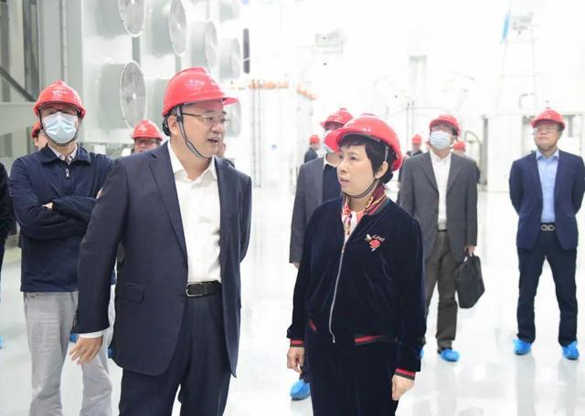 协同发展彼此赋能上海电气领导调研吴亿博电竞 亿博官网江变压器(图1)