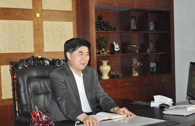 江苏“昆亿博电竞 亿博官网山大黑马”：16岁闯社会创办民企500强已年入288亿(图4)